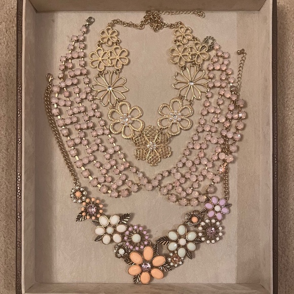 Spring Floral Jewellery Accessory 10 Piece Bundle - Picture 2 of 4